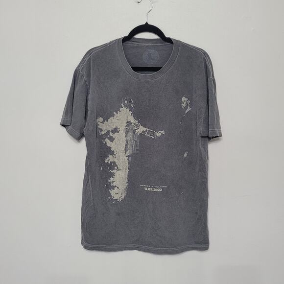 Metro Boomin 2022 Heroes & Villains Tour T-Shirt Men’s Medium Gray Rap Band Tee - Picture 2 of 5